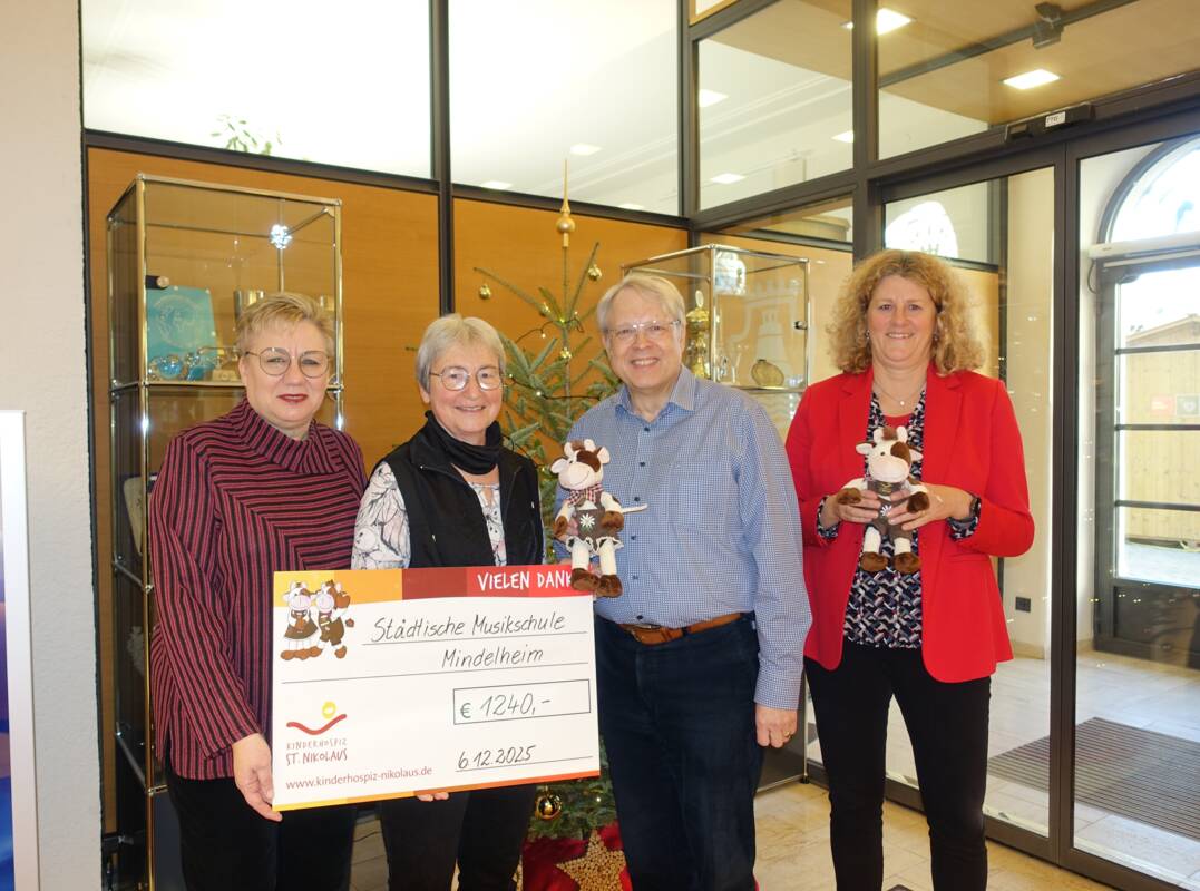 Musikschule - Spendenübergabe Adventskonzert